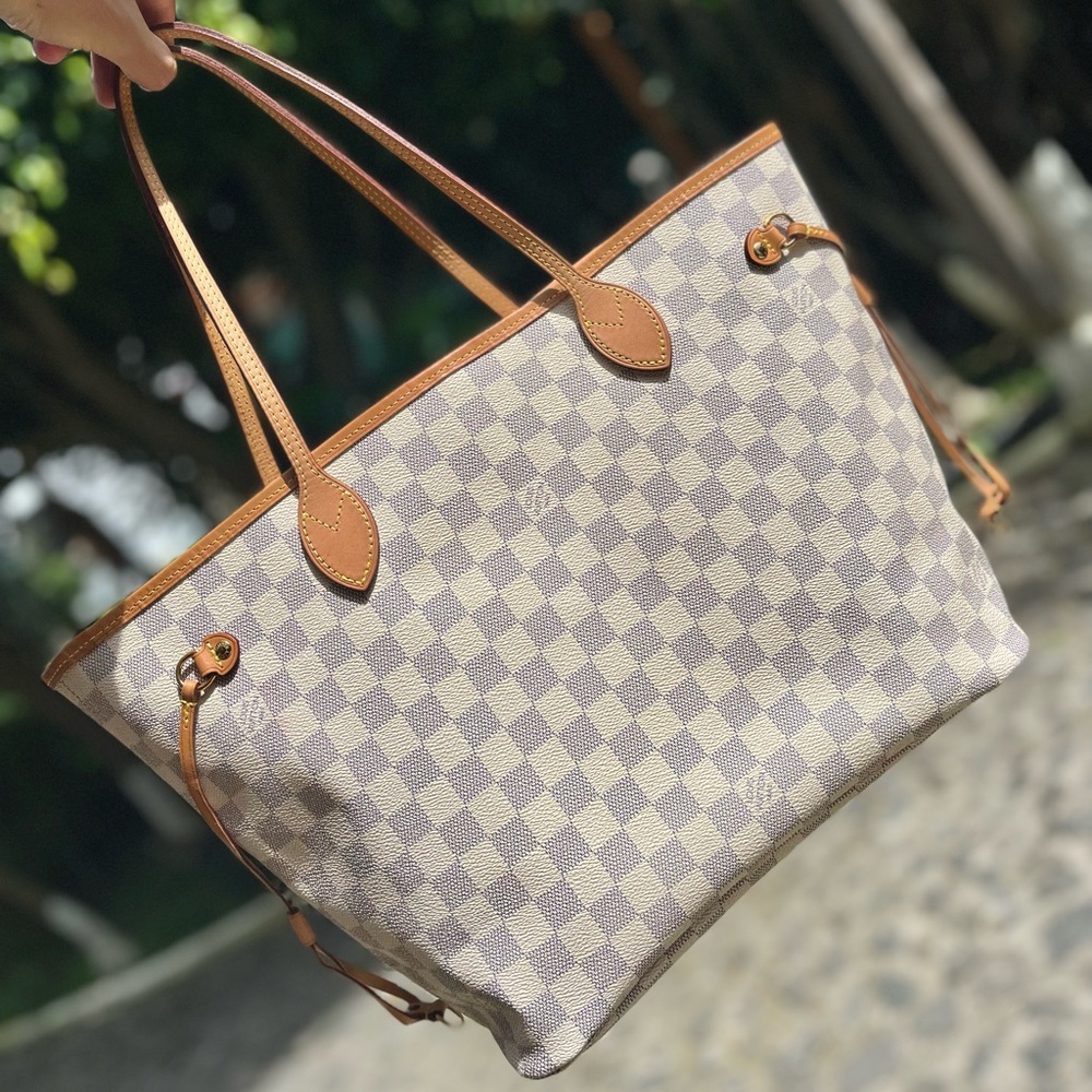 LOUIS VUITTON AUTHENTIC DAMIER AZUR MM - Picture 2 of 10